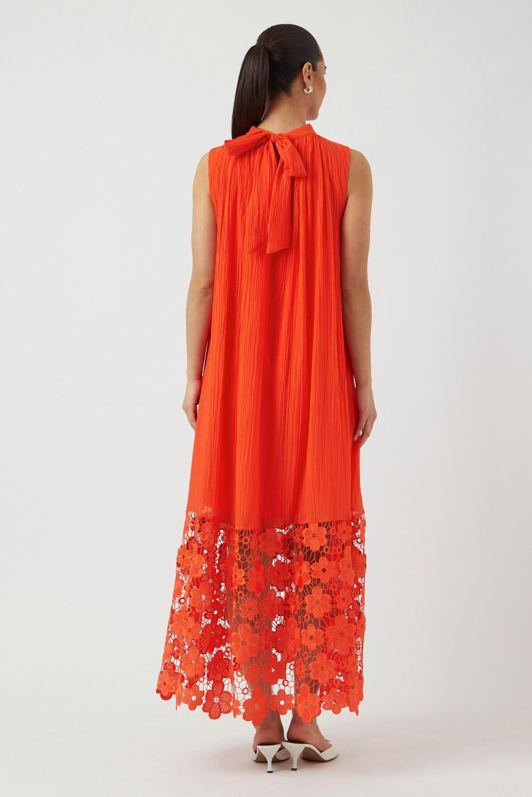 FLUTTER Midi Dress