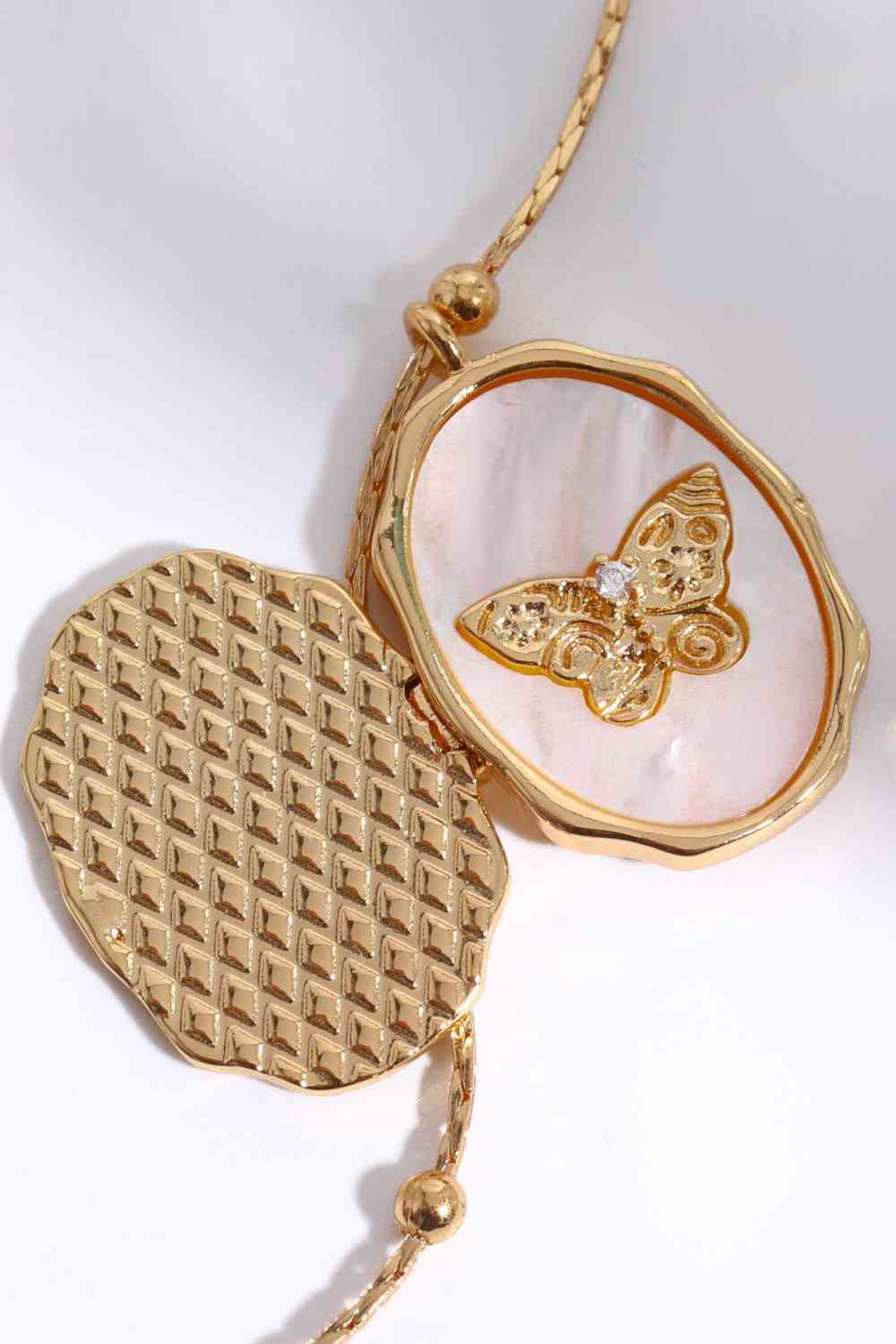 Women’s Pendant Necklace – Butterfly Locket – Sparkling Stones – Iridescent Finish