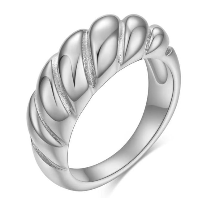Vintage thick ring