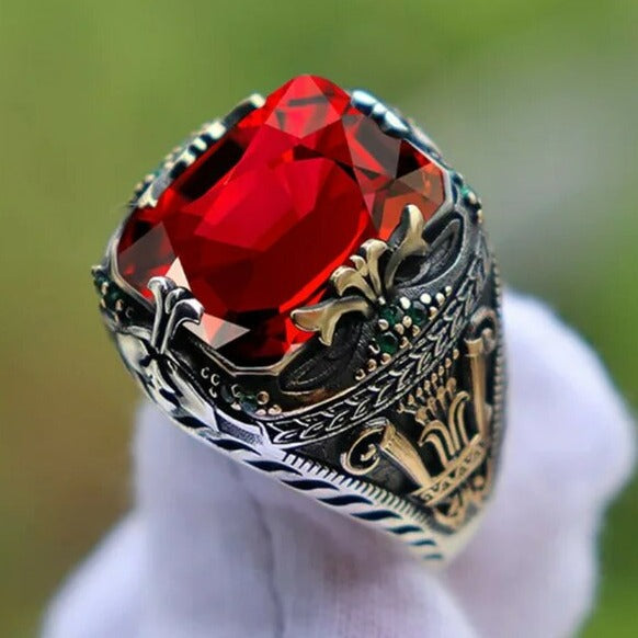 Vintage elegance inlaid crystal statement ring