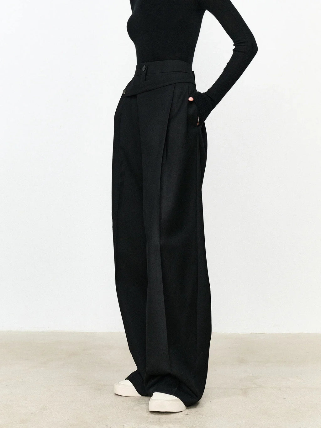 Verónica® | Asymmetric Layer Button Straight Leg Dress Pants