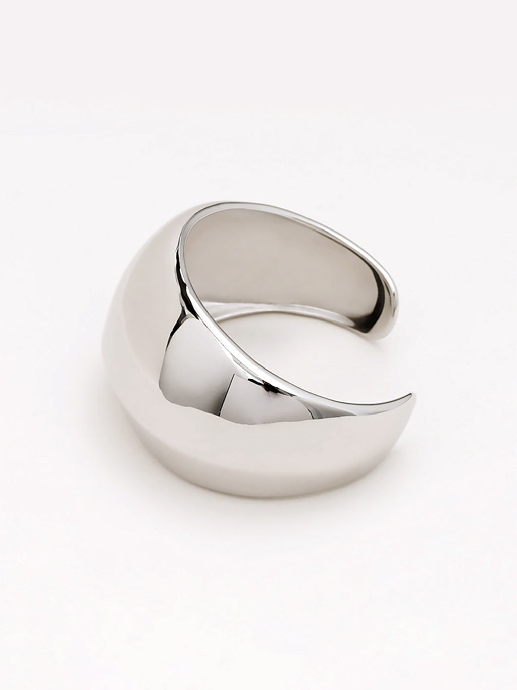 Nani - shiny plain ring style bracelet