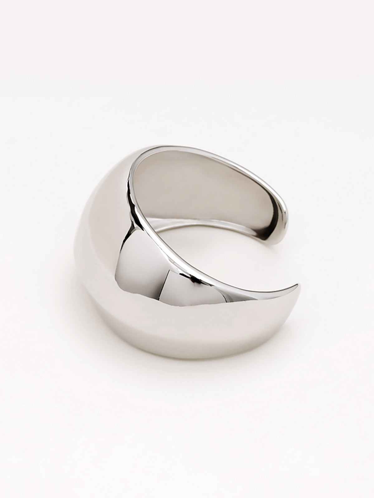 Nani - shiny plain ring style bracelet