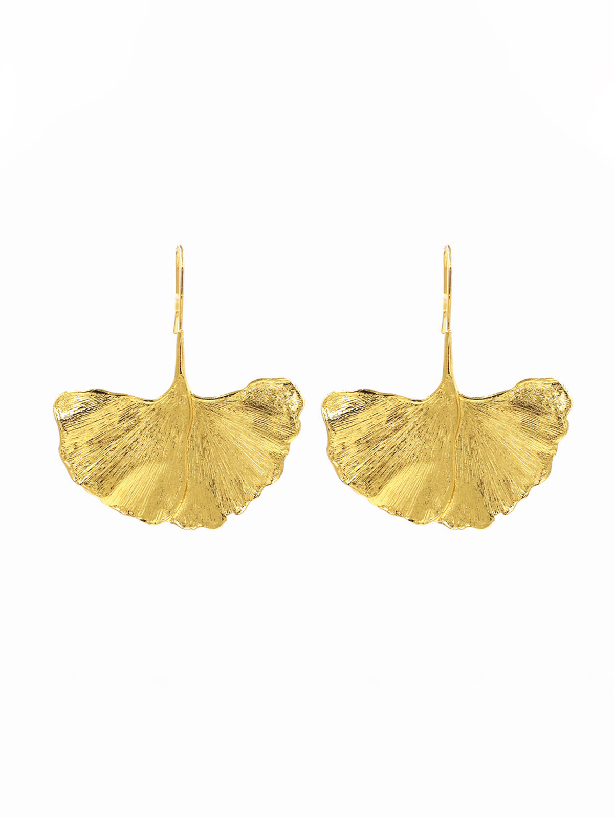 Women’s Drop Earrings – Lightweight Ginkgo Leaf Design – Nature-Inspired Elegant Style