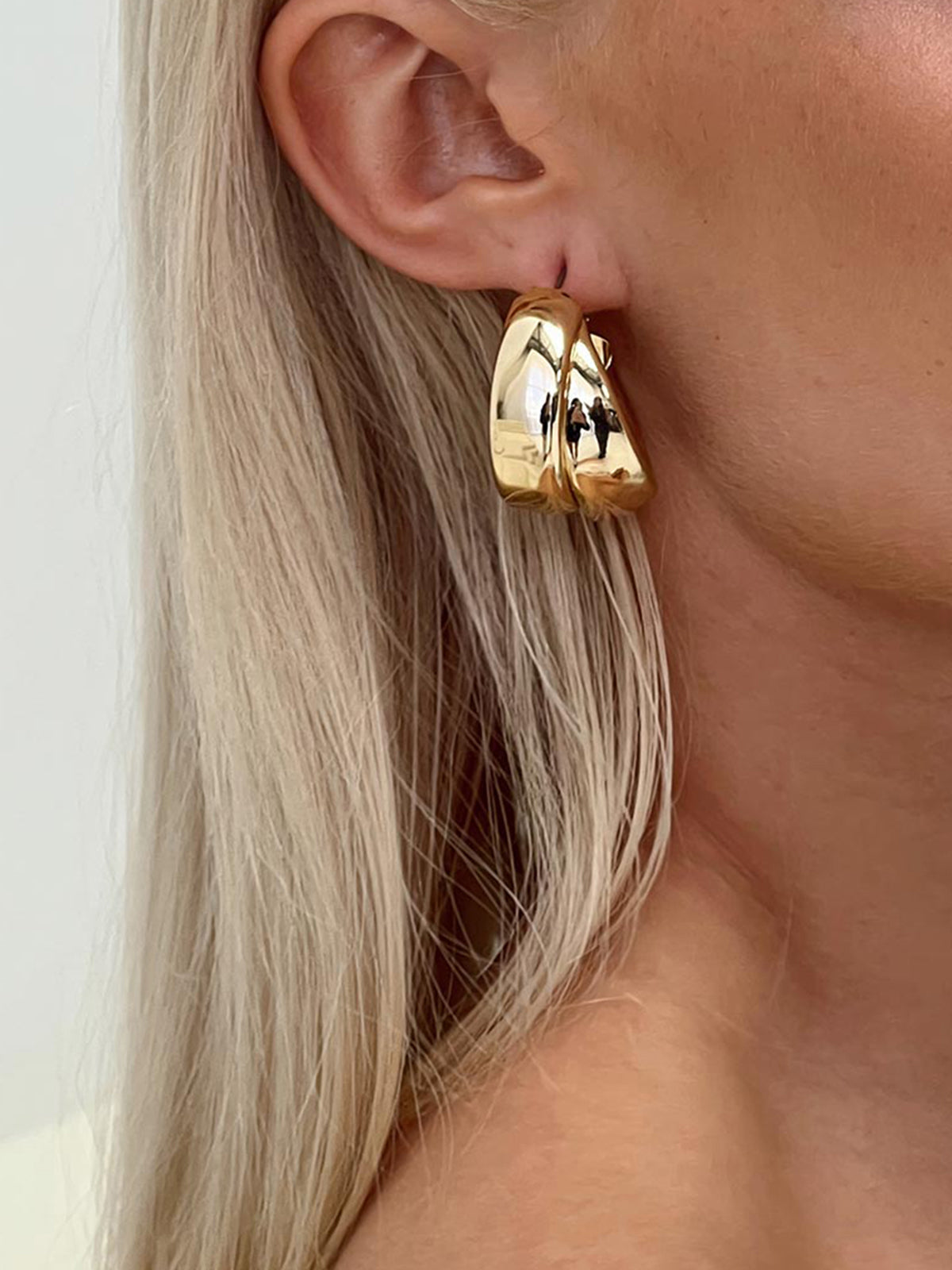 Women's Hoop Earrings - Chunky Twisted Design - Polished Finish - Elegant Jewelry