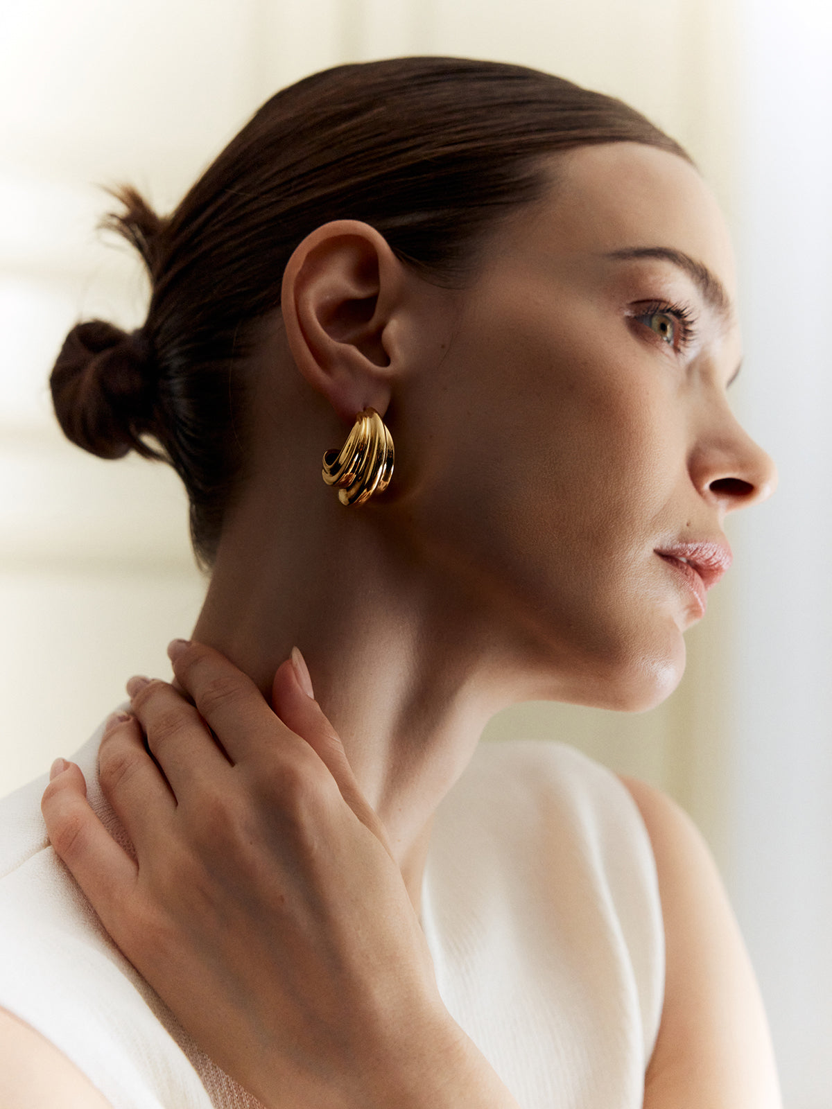 Kina - elegant snail style earrings