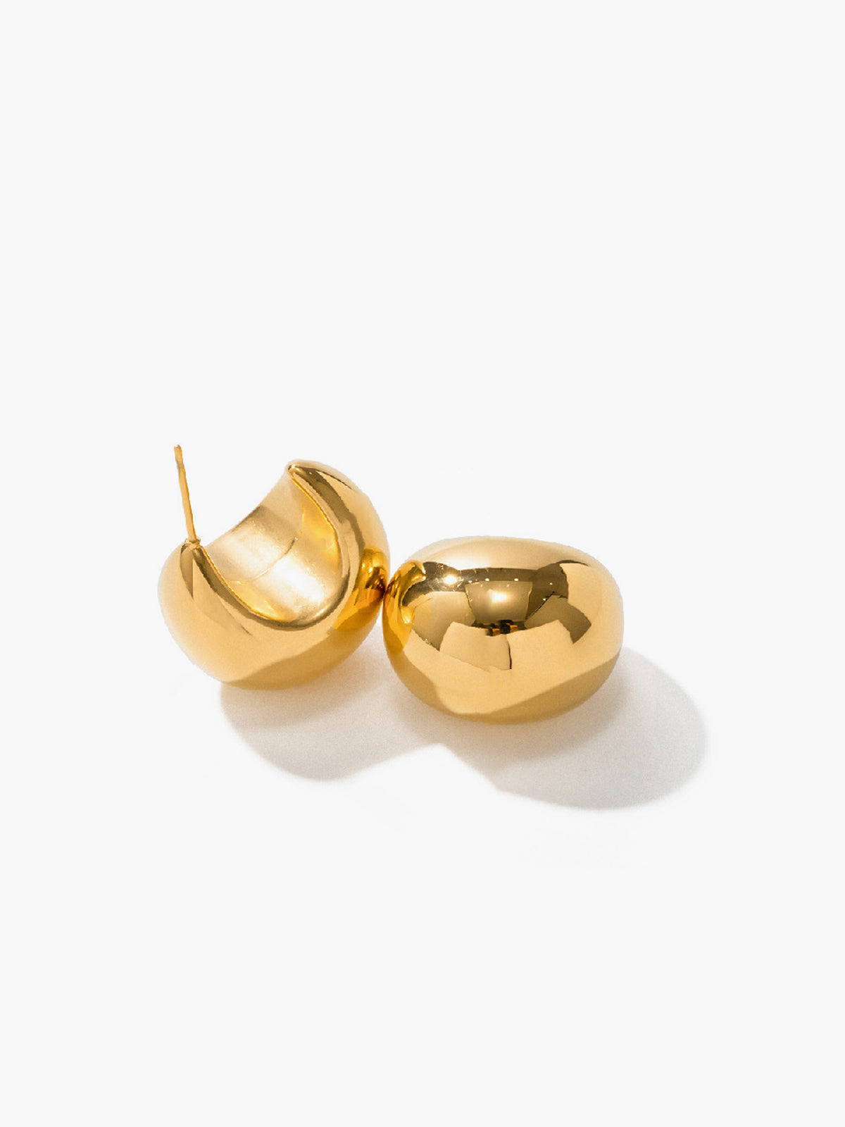 Olivia - small teardrop earrings