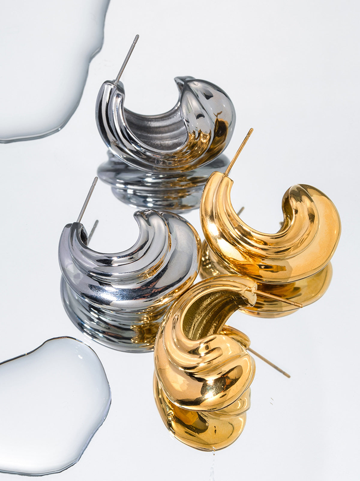Kina - elegant snail style earrings