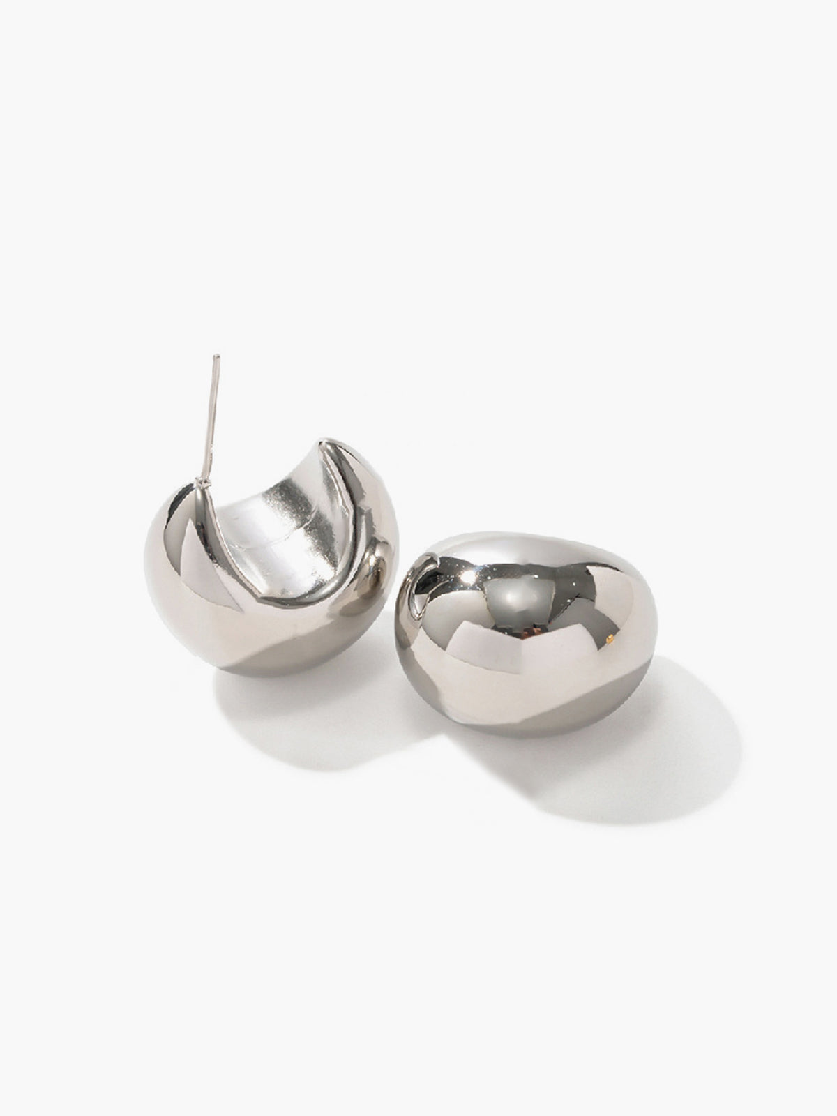 Olivia - small teardrop earrings