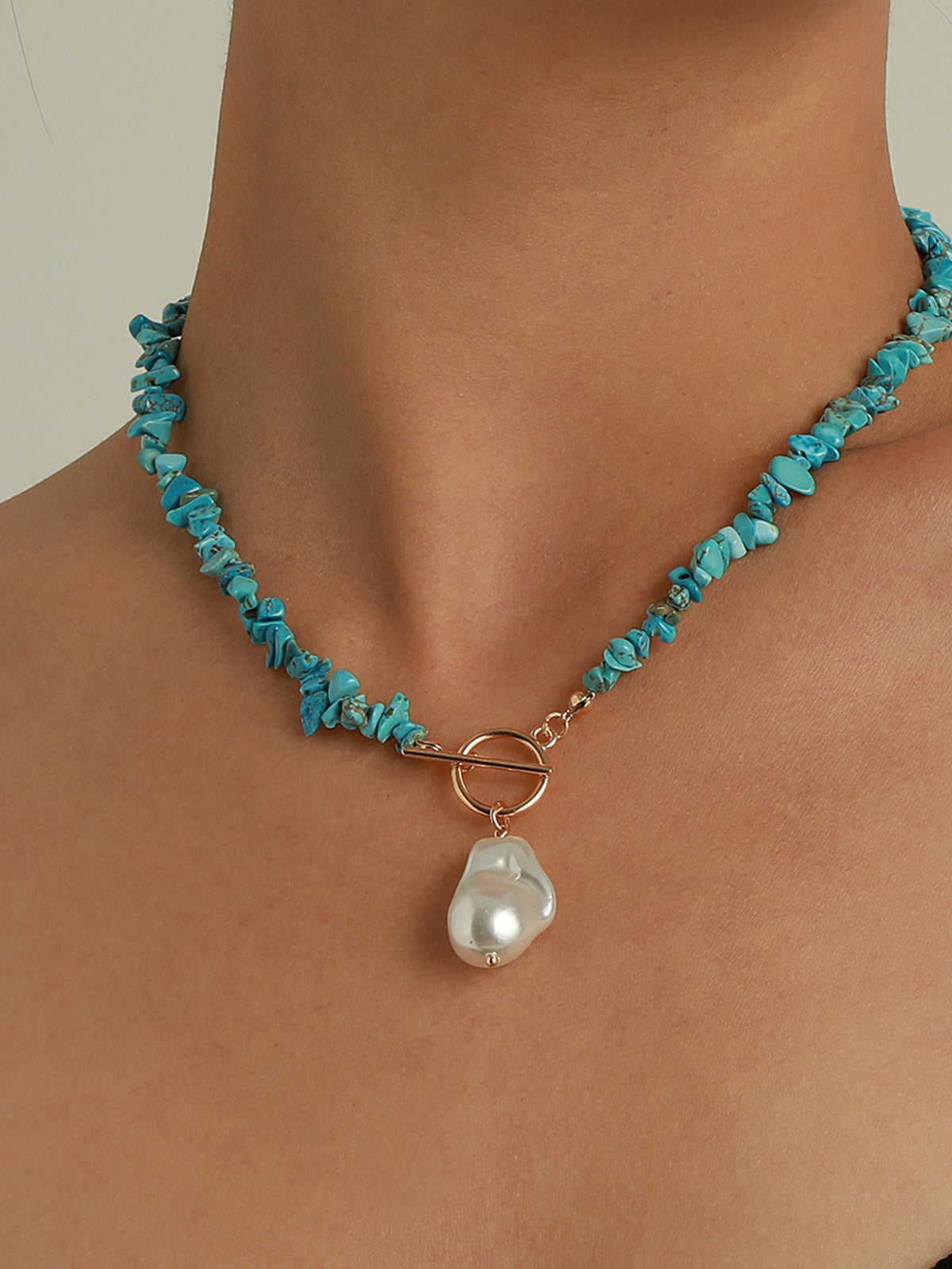 Mana - irregular pearl green turquoise necklace