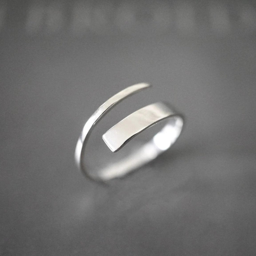 Unisex Open Ring - Minimalist Design - Adjustable Modern Jewelry