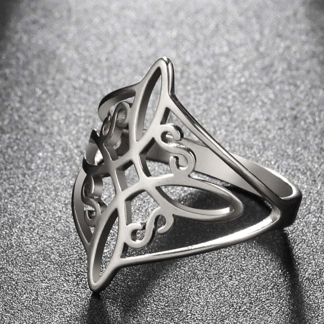 Women's Statement Ring - Adjustable Fit - Elegant Cut-Out Design - Polished Metal