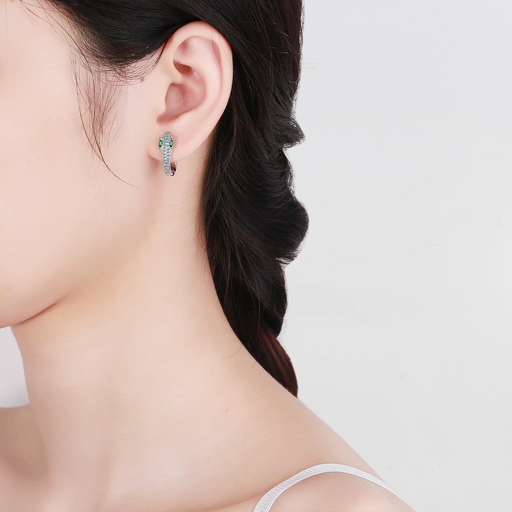 Timeless elegance snake earrings