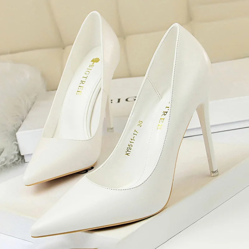 Ambern™ Elegance Stilettos – Timeless Charm, Modern Confidence