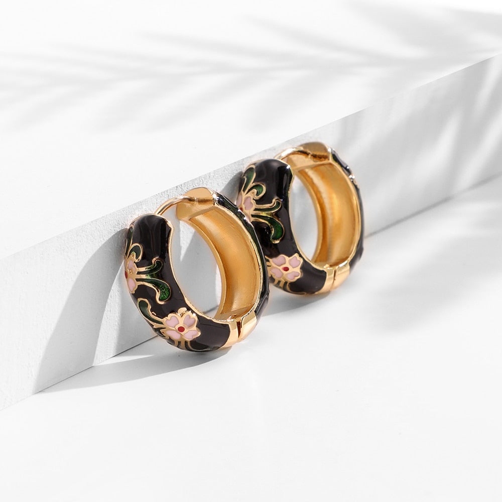 Luxurious floral adjustable rings