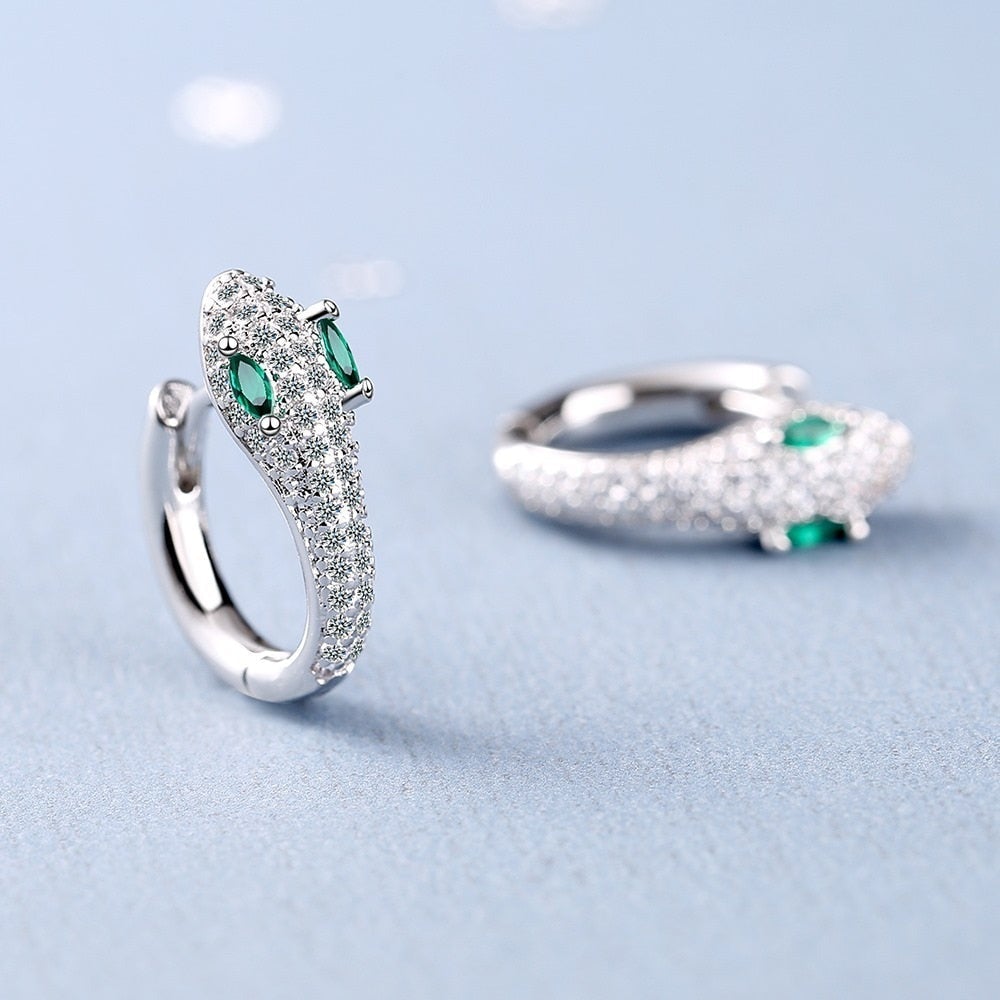 Timeless elegance snake earrings