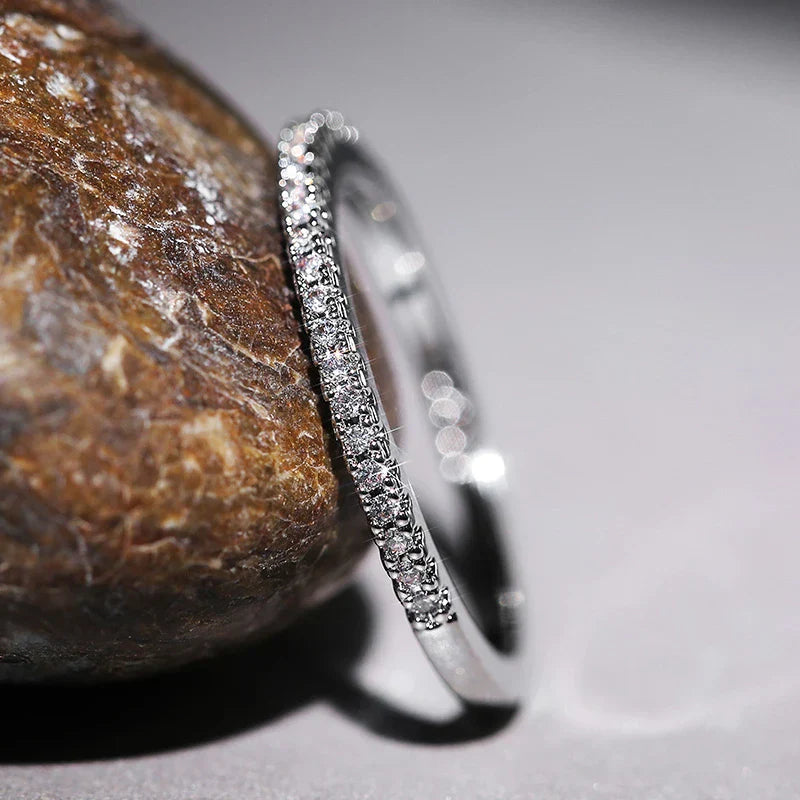 Minimalist zirconia ring