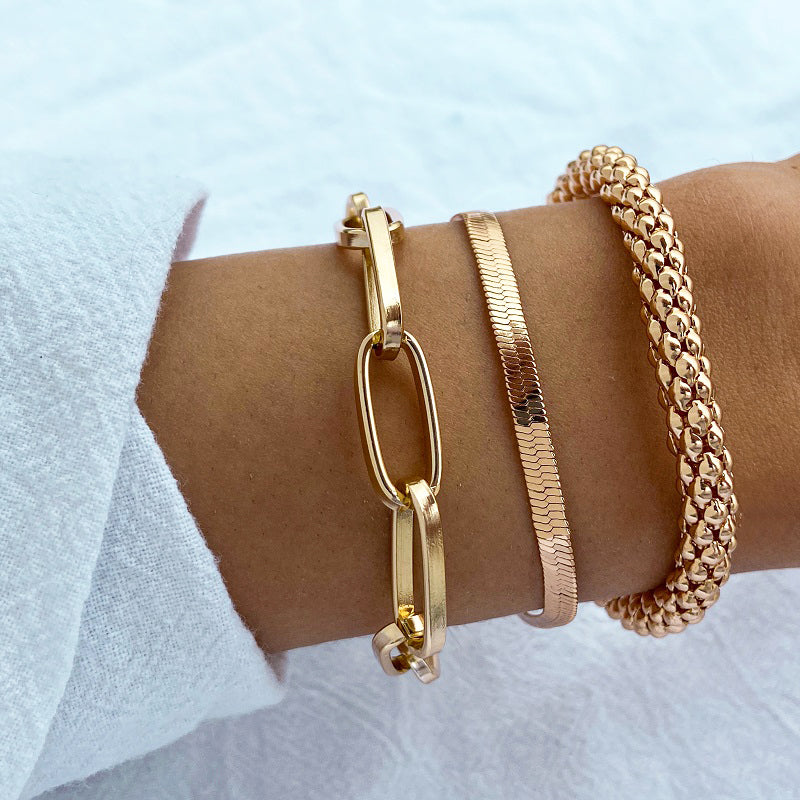 Women's Chain Bracelet - Thick Link Design - Elegant & Modern - Versatile Fashion Accessory