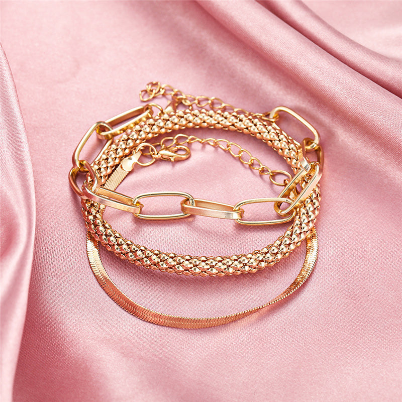Women's Chain Bracelet - Thick Link Design - Elegant & Modern - Versatile Fashion Accessory