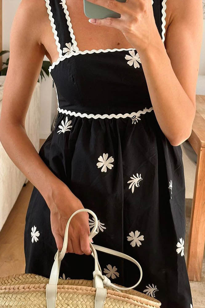 Floral print suspender dress