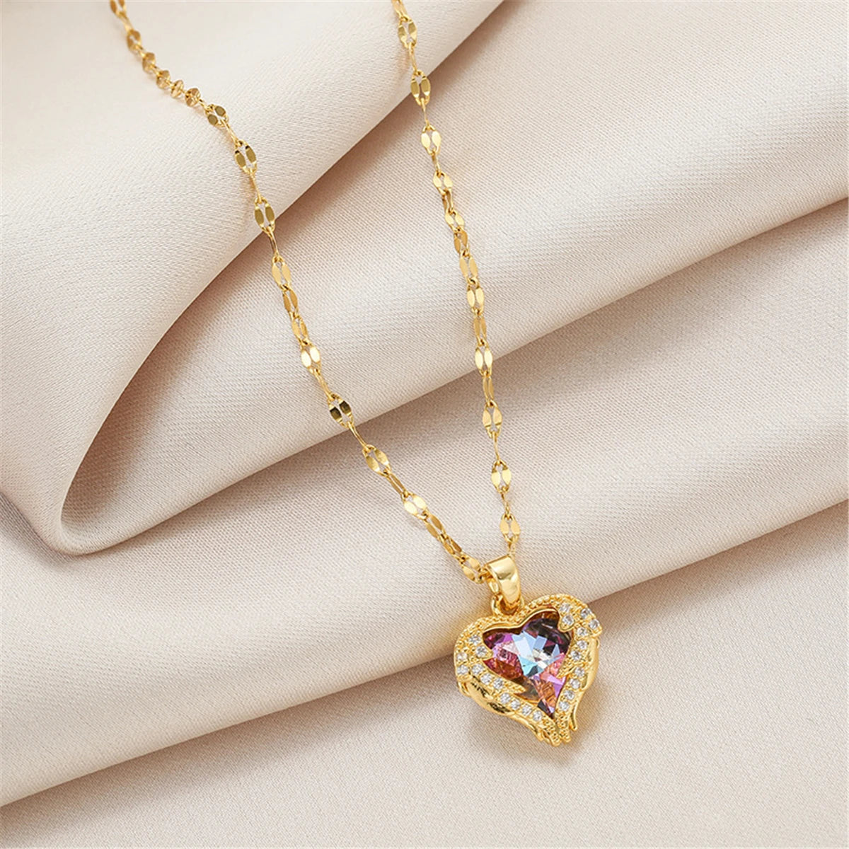 Ambern™ Ocean Heart Pendant – A Sparkle That Speaks From the Soul