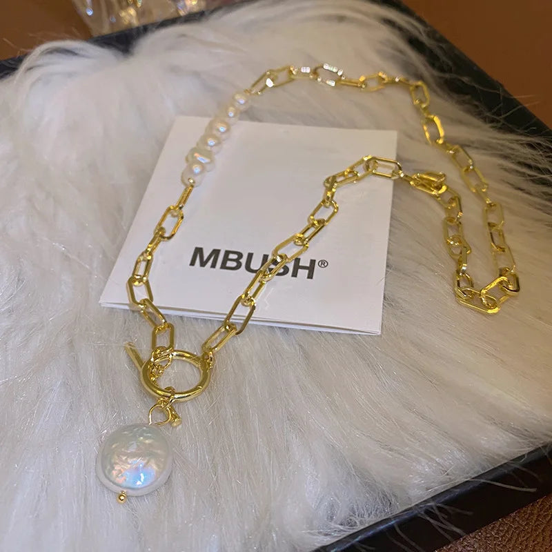 Women's Necklace - Chain Link & Pearl Design - Toggle Clasp Statement Jewelry