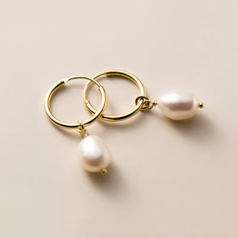 Natural freshwater baroque pearl earrings