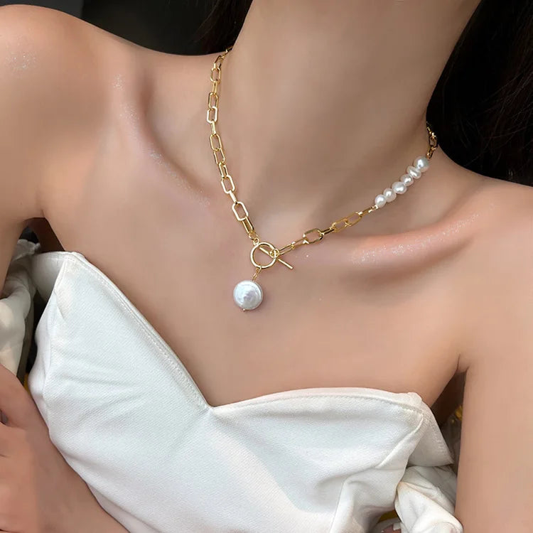 Women's Necklace - Chain Link & Pearl Design - Toggle Clasp Statement Jewelry