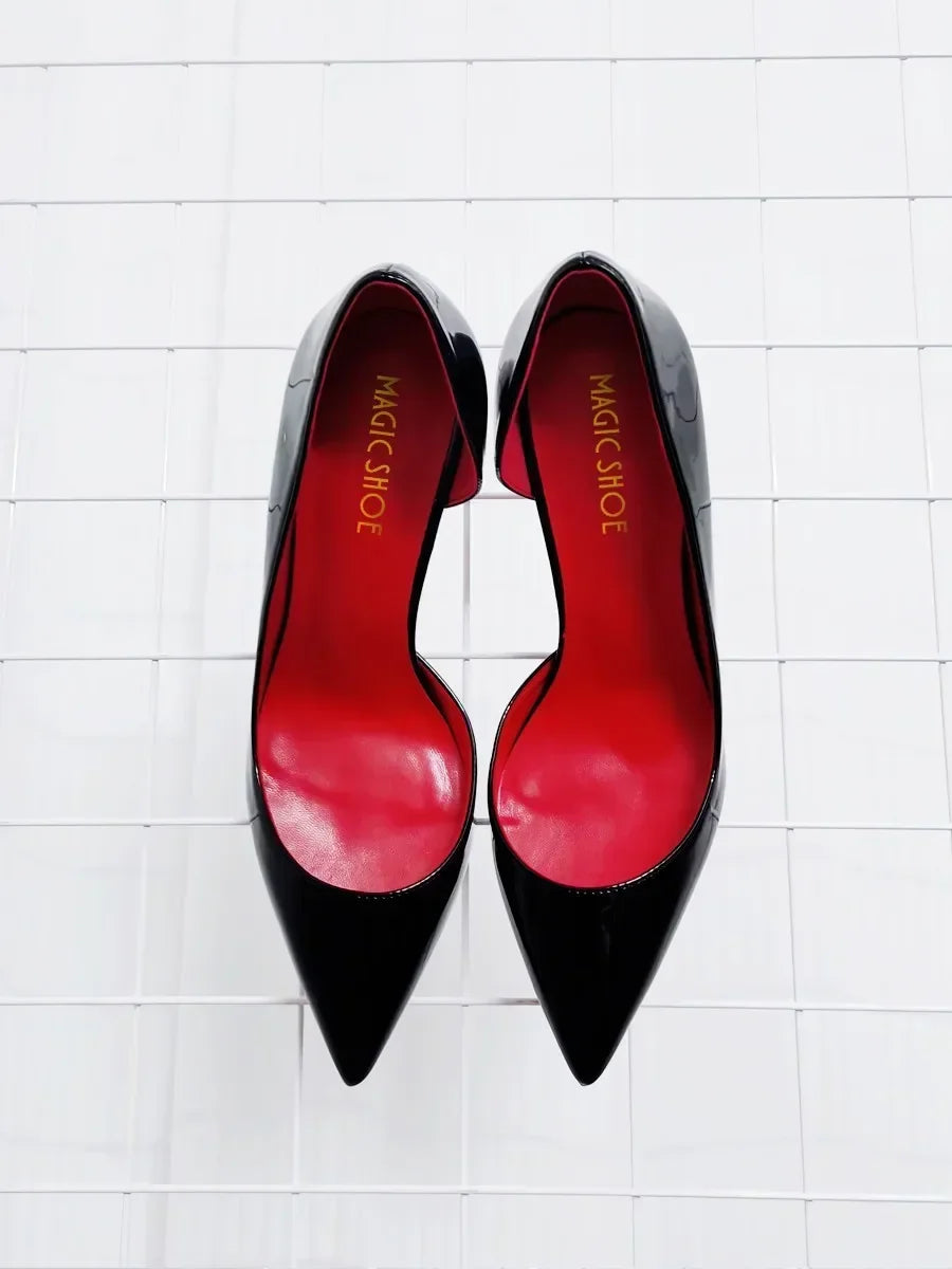 Ambern™ Noir Stiletto – Patent Elegance for the Bold Woman