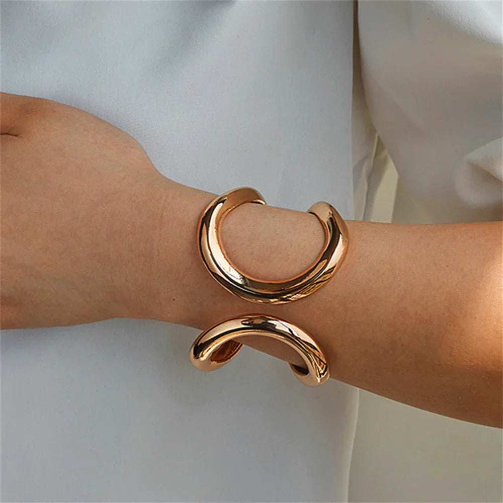 Niccita - unique metal cut-out open bracelet