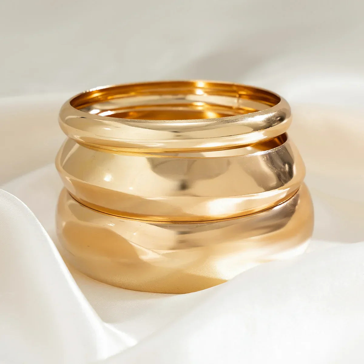 Lugie - women's multi layer gold bangles set