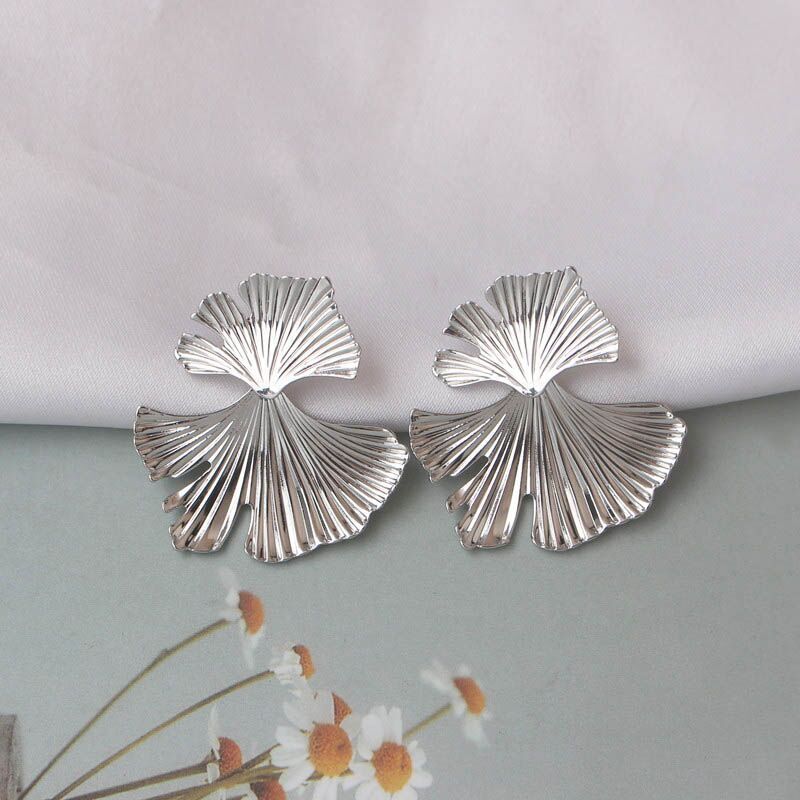 Petal earrings