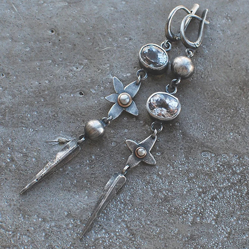 Star pendant earrings with rhinestones