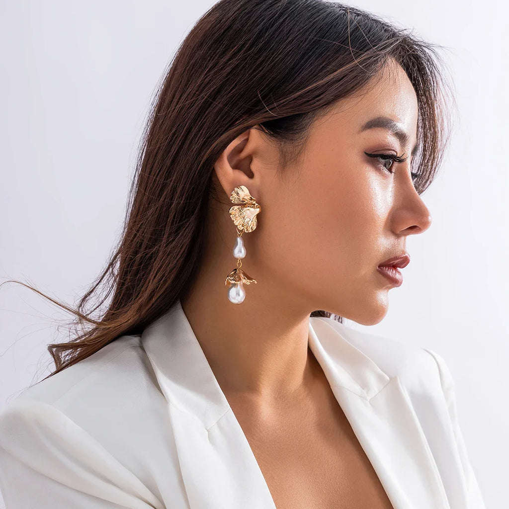 Elegant irregular petal flower drop earrings for women