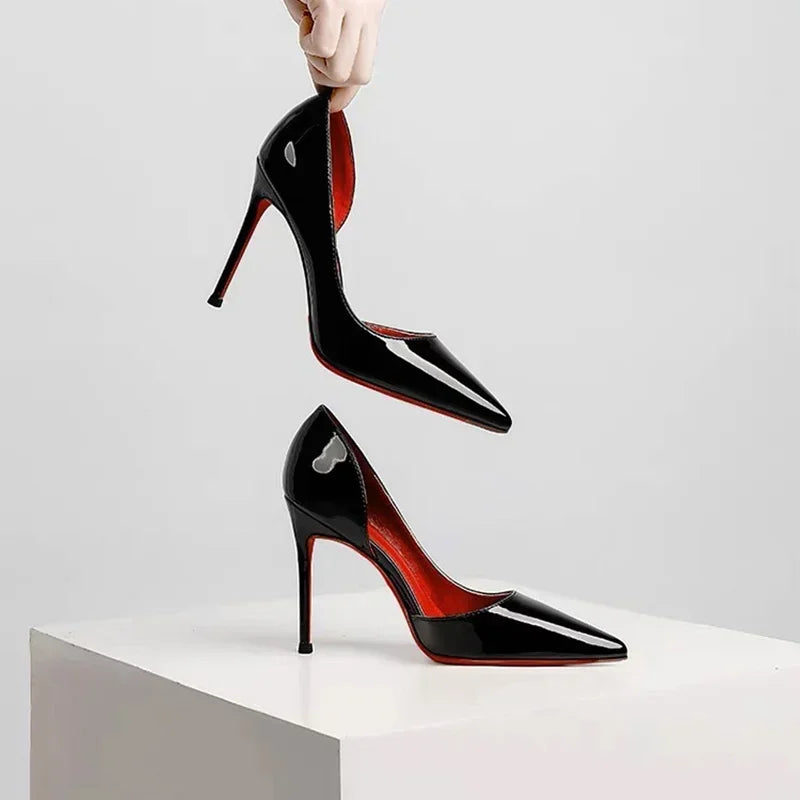 Ambern™ Noir Stiletto – Patent Elegance for the Bold Woman