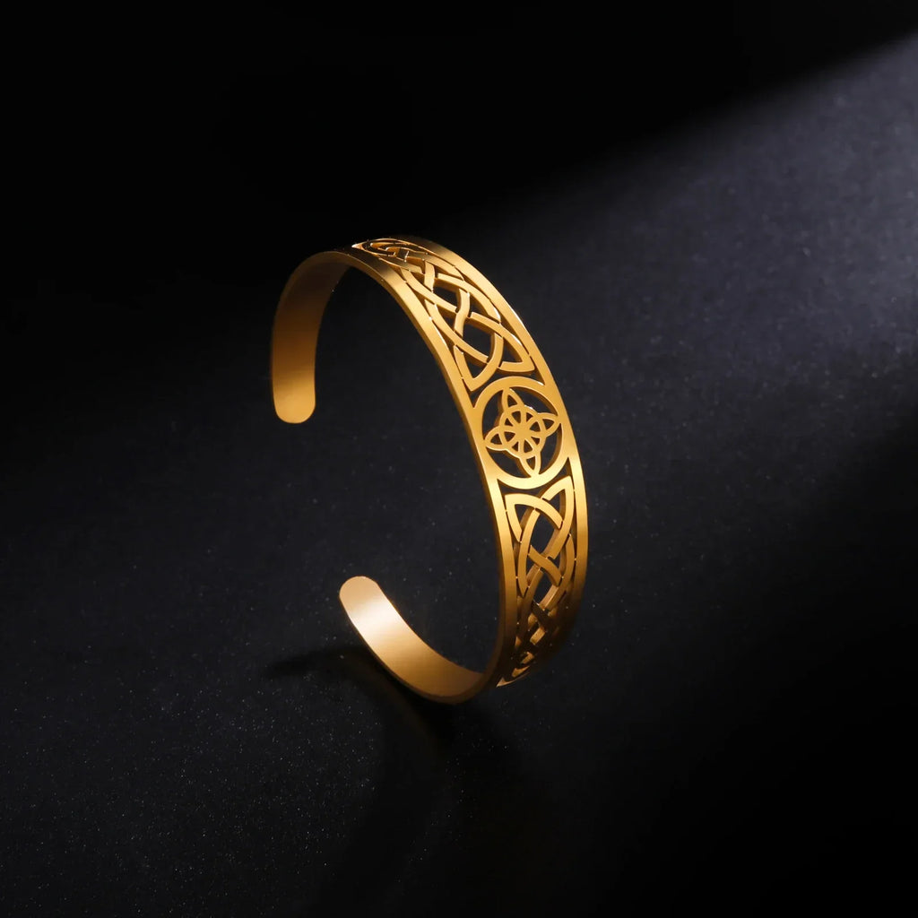 Paola - titanium steel hollow celtic knot open bracelet