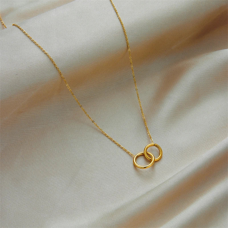 Women's Necklace - Minimalist Interlocking Circle Pendant - Adjustable Elegant Jewelry