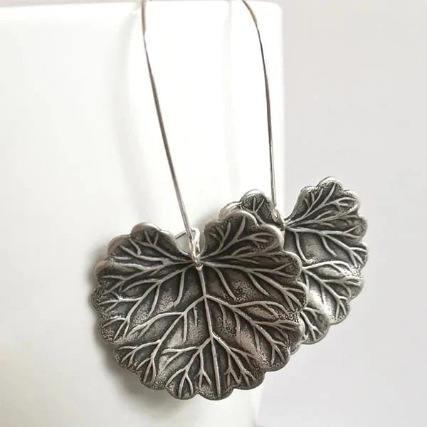 Leaf chic earrings