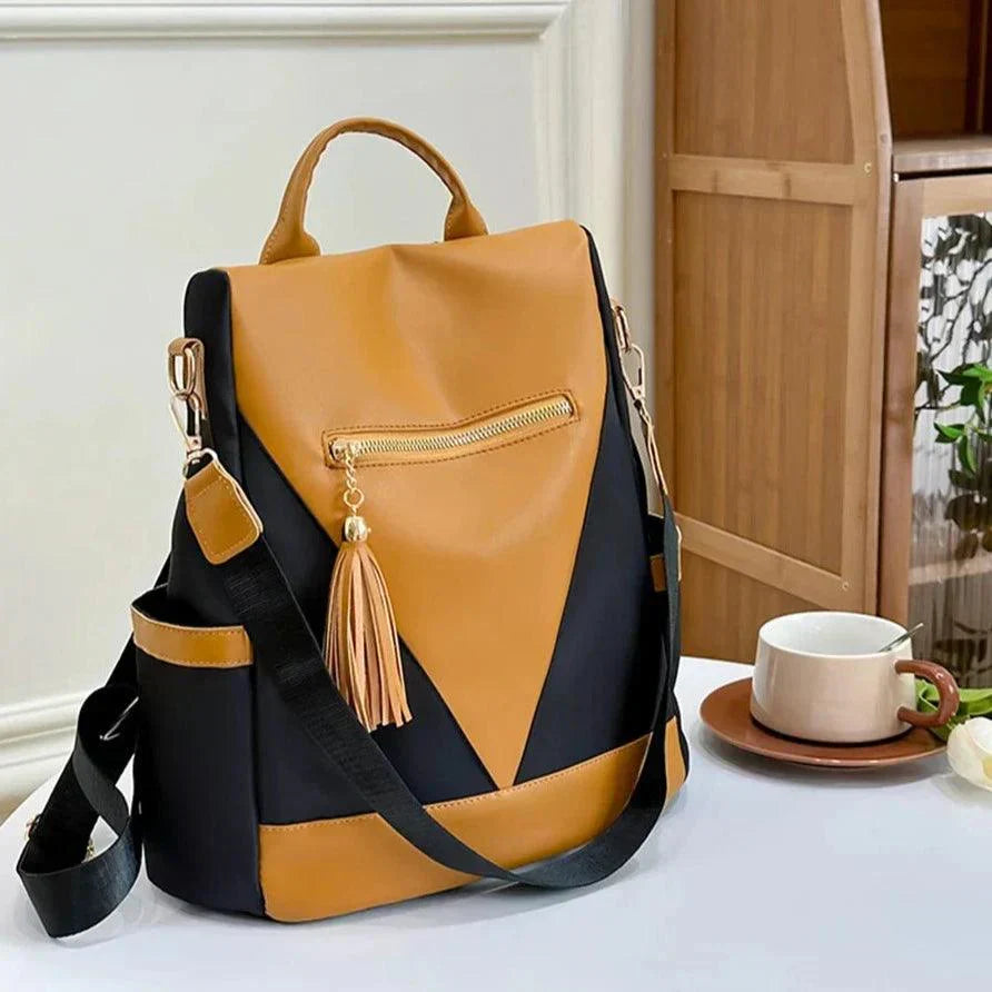 Valentina - two-tone backpack with tassel charm