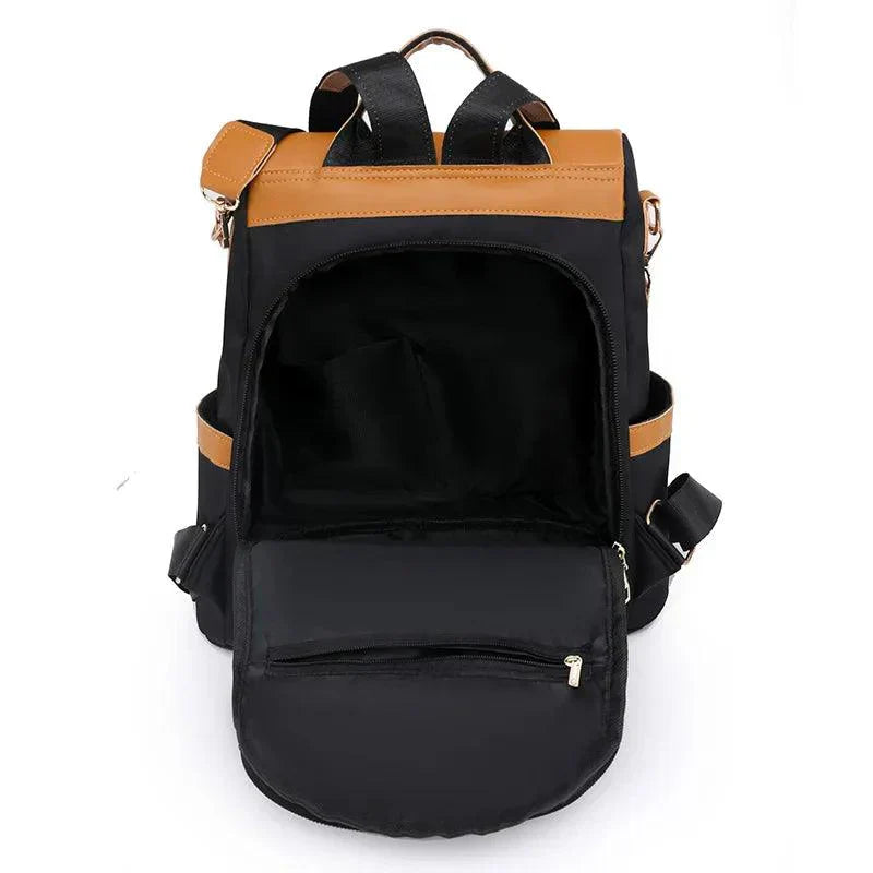 Valentina - two-tone backpack with tassel charm