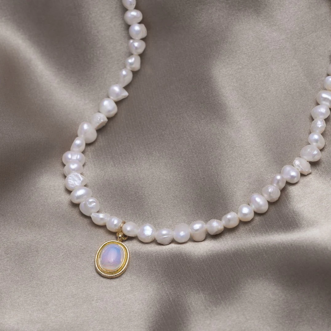 Moonstone luxurious necklace
