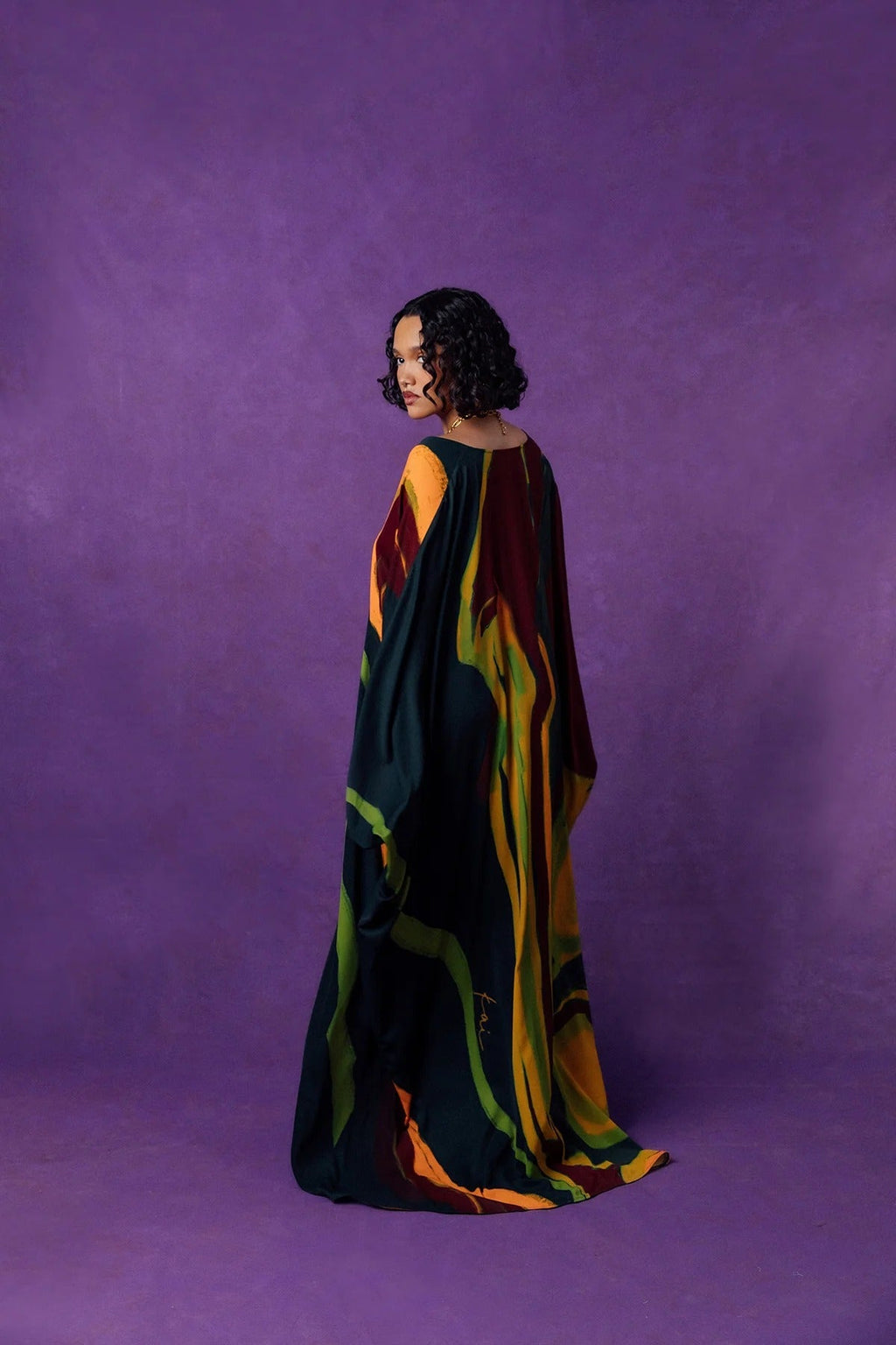 Rabi Abstract Printed Satin Kaftan - Burgundy