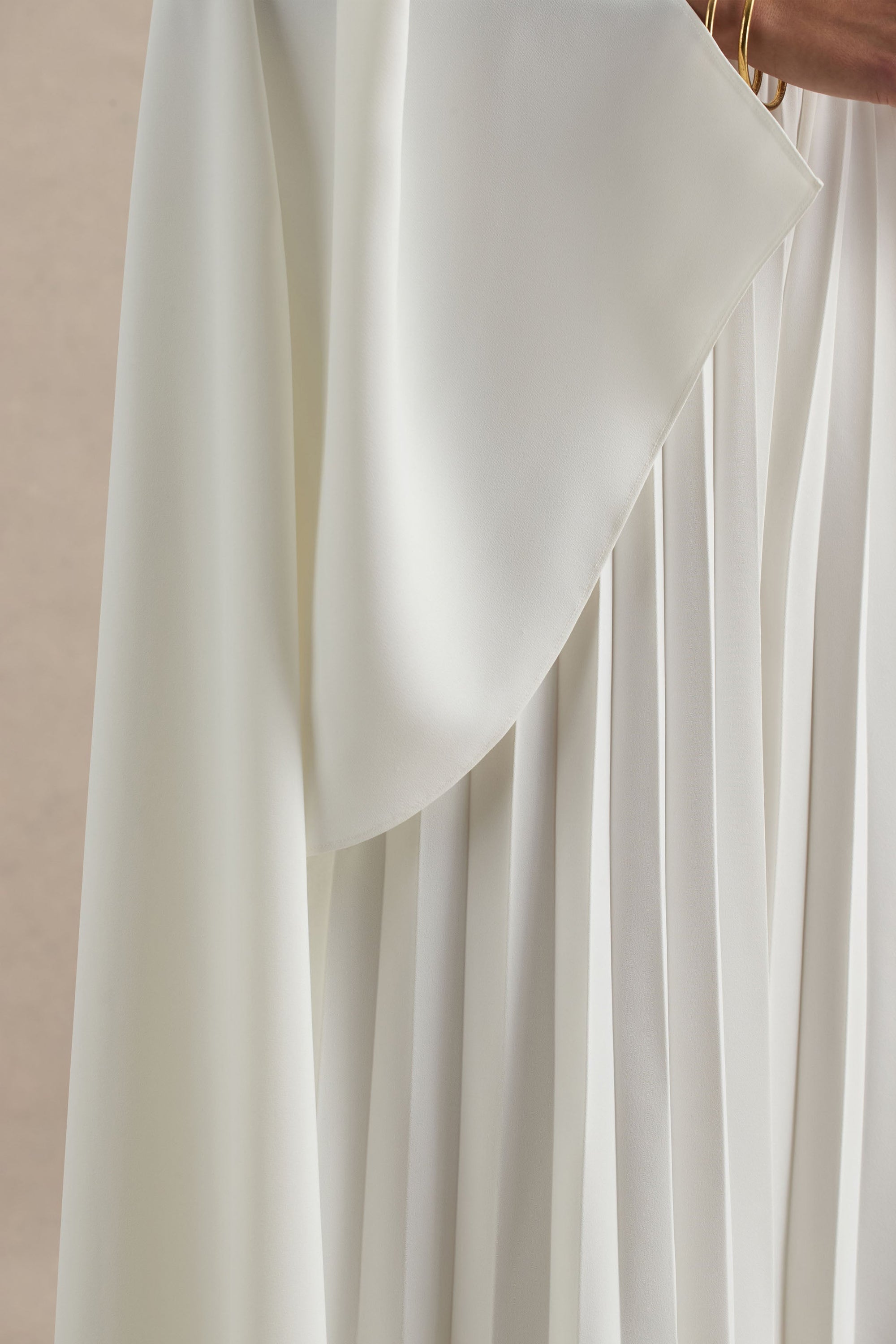 Paradise | White Cape-Sleeve Jumpsuit